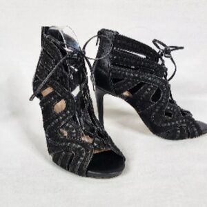 Gianni Bini Black Leather 4" Heels Stiletto Lace Up Strappy Peep Toe Women’s 8.5